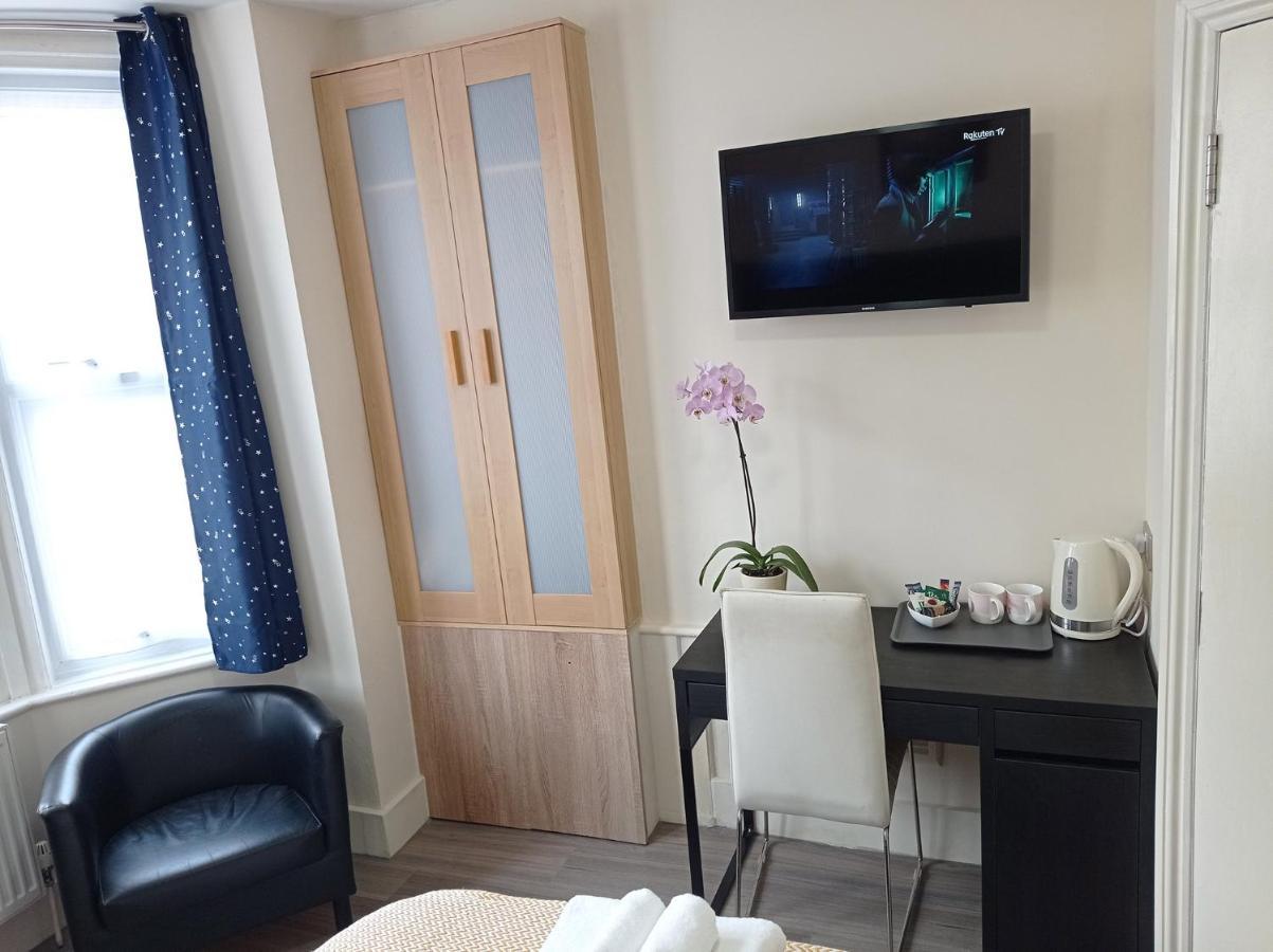 The Little Studio- Self Contained One Bed Studio Flat อ็อกซ์ฟอร์ด ภายนอก รูปภาพ